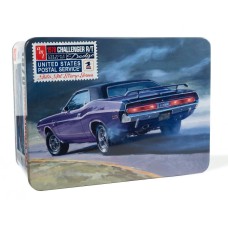 AMT 1/25 1970 Dodge Challenger USPS Stamp Series