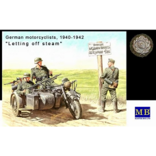 MB Master Box 1/35 German Motorcyclists 1940-1943 "Letting off steam..." MB3539